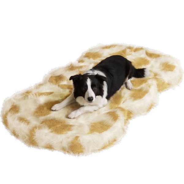 luxury faux fur dog mat 2458